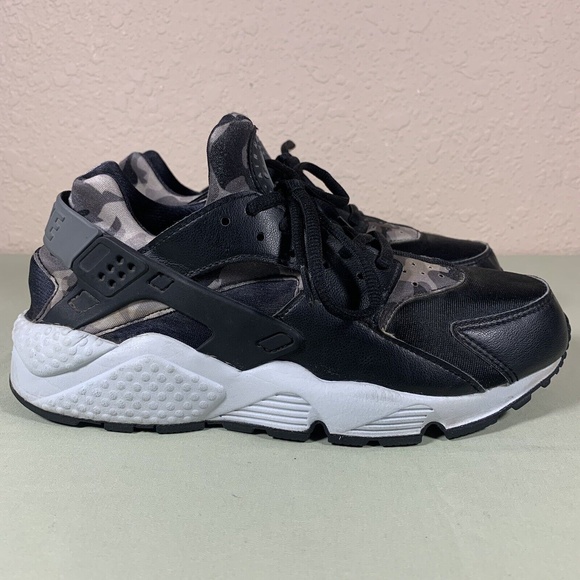 Nike Air Huarache Run Camo Print Sneaker Women’s Sz 8 - Picture 2 of 10